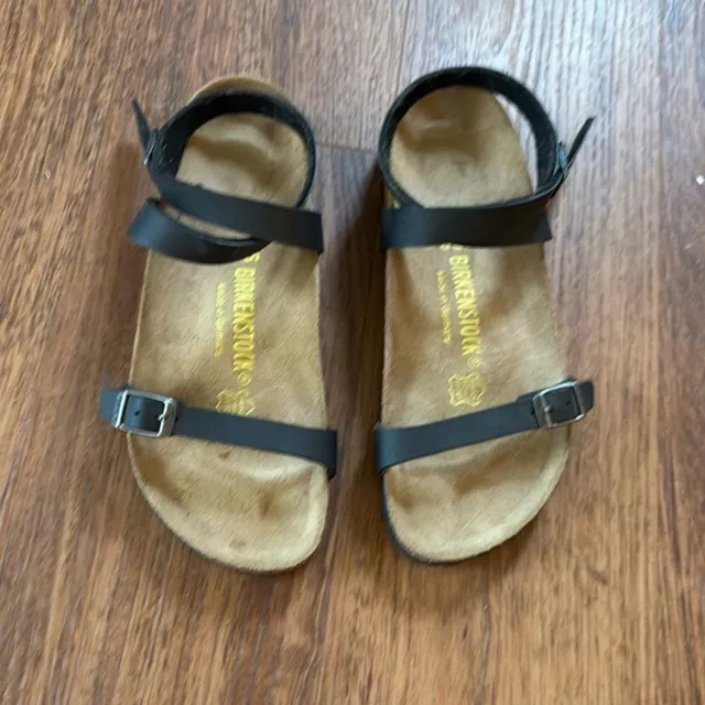 Birkenstock Daloa Ankle Strap Sandal Black - Size 36