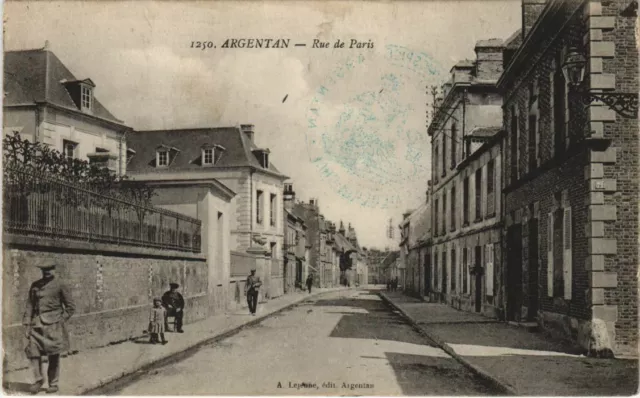 CPA ARGENTAN-Rue de Paris (29509)
