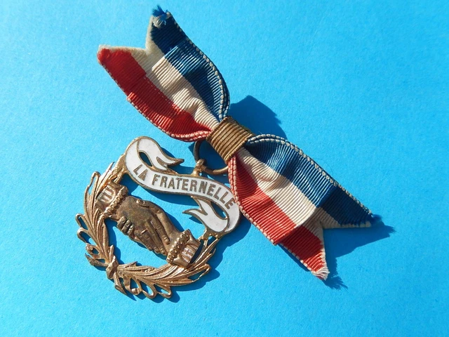 Insigne de société de secours mutuel, bijou à l'ancre étalin Insigne de société de secours mutuel, bijou à l'ancre étalin