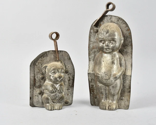 L72C22- 2x alte Schokoladen Form, Bub & Hund