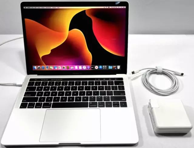 Apple MacBook Pro 13" 2018 Touch Bar i5 2,3 GHz 16 GB Ram 256 SSD - BUENO + GARANTÍA