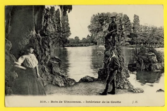 cpa Belle Animation FRANCE 75 - PARIS Bois de VINCENNES Intérieur de la GROTTE