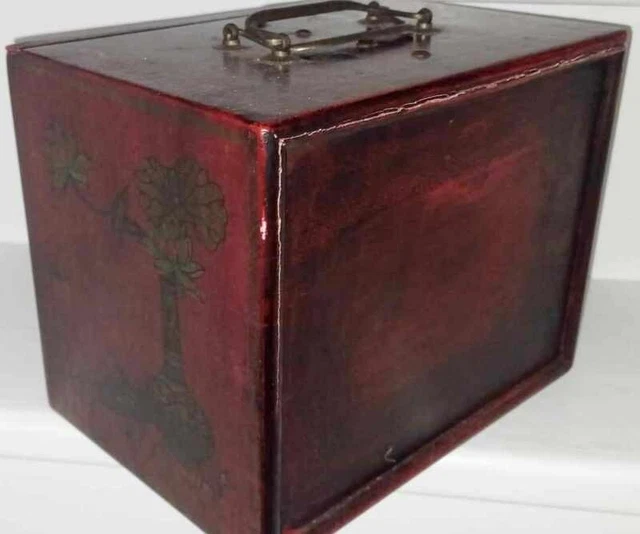 Jeu De Société Traditionnel De Ludo En Bois Thaï Éthique De Voyage 14x14x3cm 7417939446497