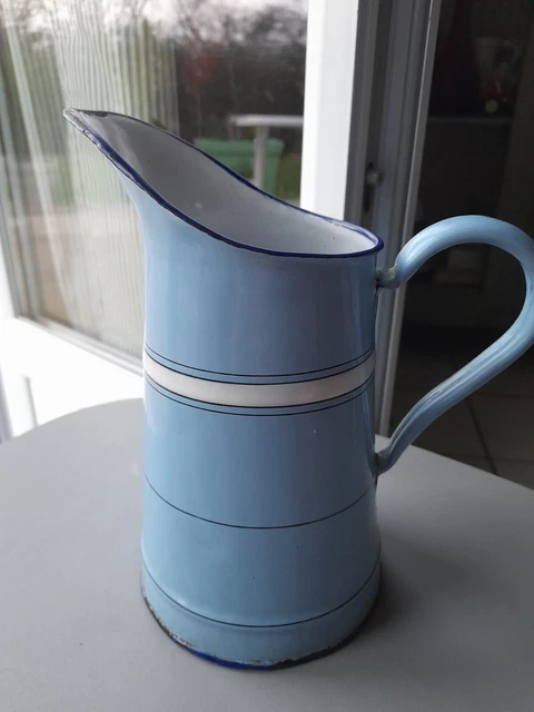 Pichet Émaillé Ancien.H.20cm