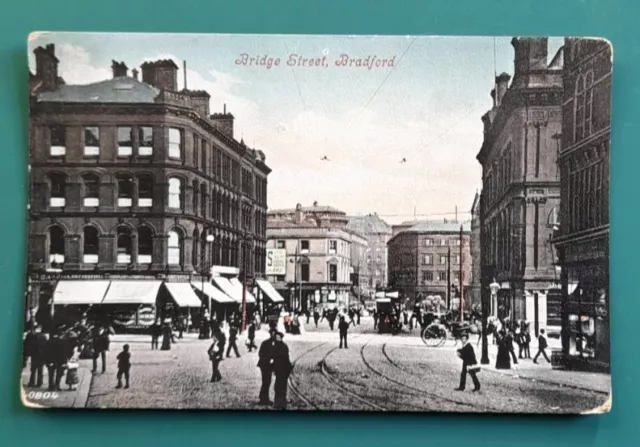 1 OLD  POSTCARD OF BRIDGE STREET , BRADFORD , postally unused 