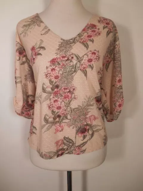 Beautiful Women's Small Lucky Brand Pink Floral Design Short Sleeve Knit Top