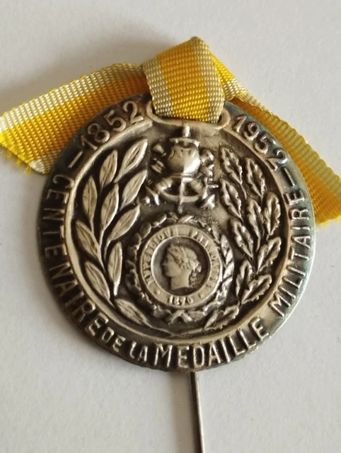 Armée De L'air - Ancien Insigne Epinglette De Pilote De L'Armée De L'air Française