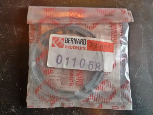 Bernard Moteur jeu de segments W39 cote r+1,00 neuf
