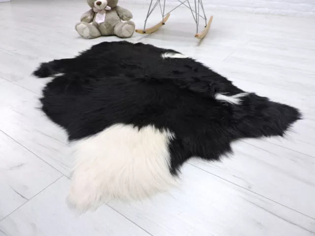 Véritable Tapis Islandais Peau de Mouton Zone Noir Blanc Large Shag 52/1