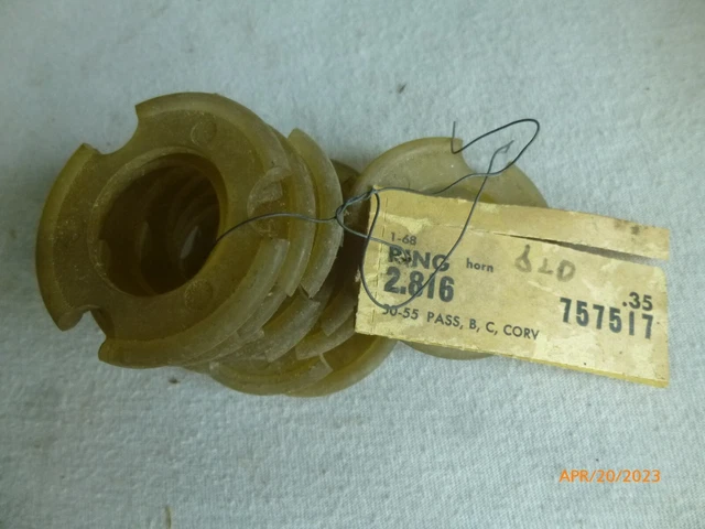 757517 NOS GM 1050 1951 1952 Chevrolet Butterfly Wheel Horn Ring Contact Bushing 3