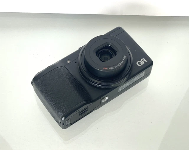 Ricoh GR 16.2MP Digital Camera - Black with Pentax AF-200fg flash 3