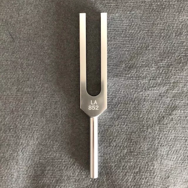 Tuning Fork 852 Hz Solfeggio Spiritual Awakening Crown Chakra Intuition Divine