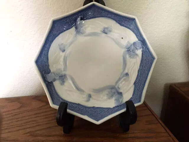 Asian Antiques, Pottery, Bowl, Dish, Blue & White,  Iris motif, 1900-1940,Japan