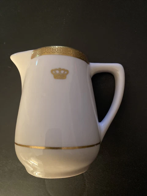 HEMSLEY PALACE HOTEL Crown Logo Mayer China Creamer 1985