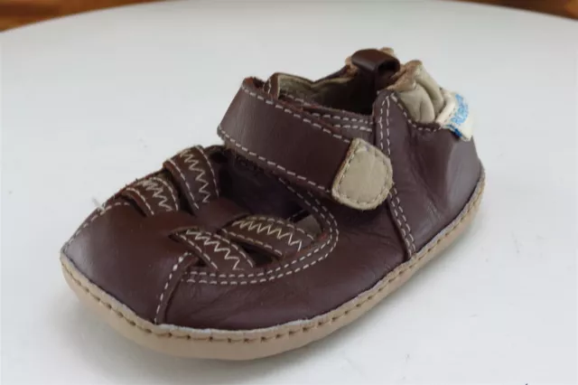 Robeez Toddler Boys 2 Medium Brown Fisherman Synthetic