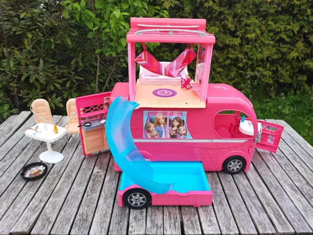 Barbie Super Ferie Camper Pop-Up Camper Cjt42