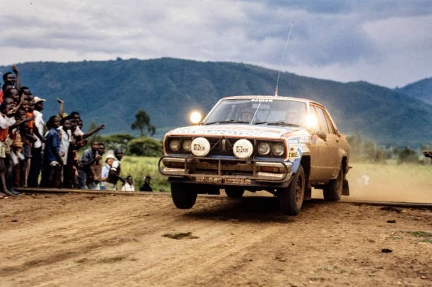 DATSUN VIOLET GT 160J WINNER SAFARI RALLYE 1982 SHEKHAR MEHTA SPARK