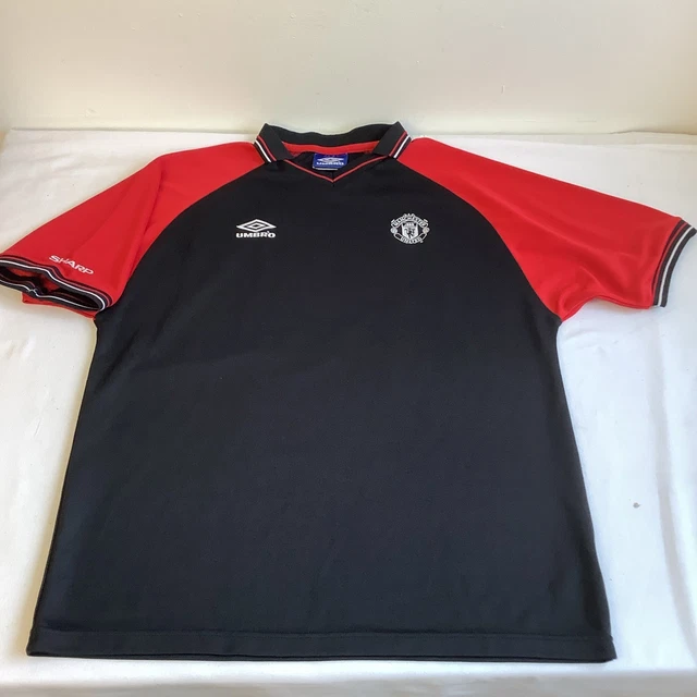 トップス Manchester United UMBRO SHARP KANYE WEST Manchester United UMBRO SHARP KANYE WEST - メルカリ