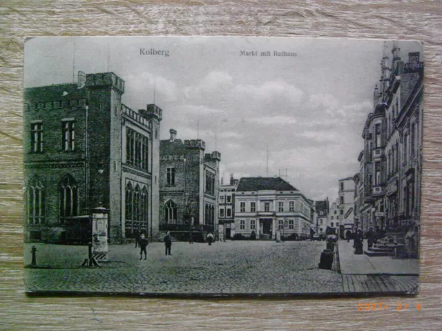 Kolberg Kolobrzeg i.Pommern - Marktplatz mit Rathaus , Feldpost 1918