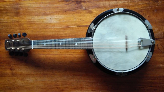 VINTAGE ENGLISH MELODY Junior Mandolin Banjo Banjolin By George ...