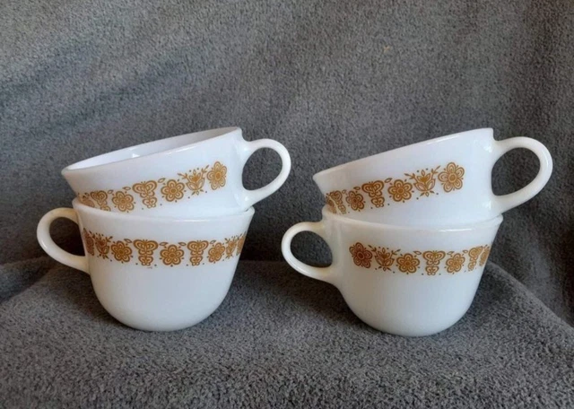Gorgeous Vintage Pyrex Butterfly Gold 4 Piece Set Of Milk Glass Coffee/Tea Cups!