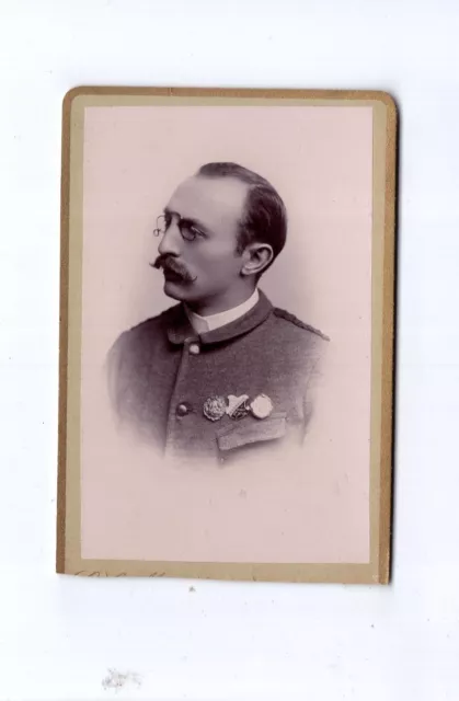 CDV Foto Herrenportrait / Jäger mit Auszeichnungen - Nürnberg 1880er