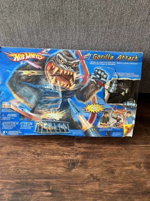 Hot Wheels GORILLA ATTACK Playset New Sealed rare Mattel vintage Hot Wheels GORILLA ATTACK Playset New Sealed rare Mattel vintage