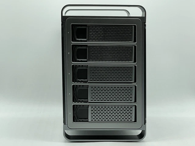 Yottamaster DF5RU3 Professional External Hard Drive Enclosure 5-Bay New Open Box