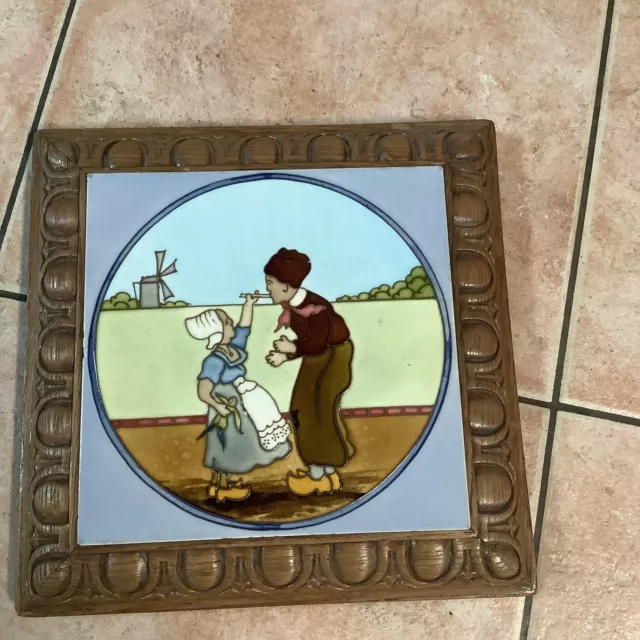 Ancien Dessous De Plat Musical – Décor Coq En Barbotine (occasion)
