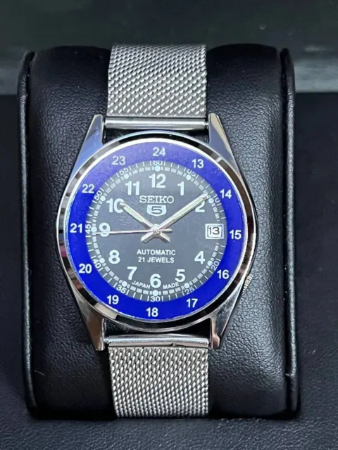 Seiko 5 Automatic cal-6319 21Jewel Black dial Date Indicator Man's wrist watch
