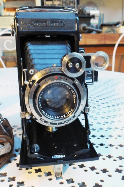 Zeiss Super Ikonta C (531/2) avec Tessar 3,5/105 mm T, Synchro