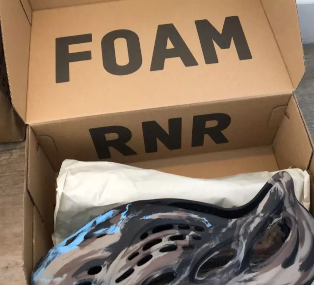 Yeezy Foam Runner MX Cinder US 11/EU 46 | New With Size US 10/EU 44 Box And Tags