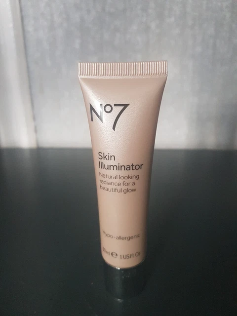 STIVALI NO7 SKIN Illuminator Liquido Evidenziatore Primer NUDO 30 ml ...