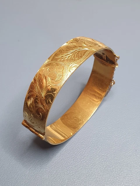 VINTAGE 9CT GOLD METAL CORE 20 MICRONS ENGRAVED BANGLE 41.9g