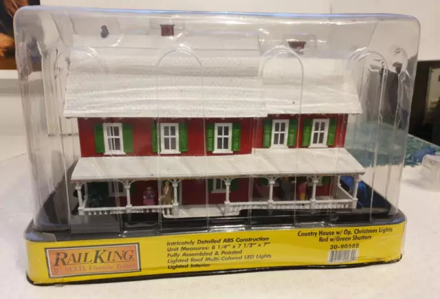 O Gauge MTH Lighted Country House  30-90588  Added Snow and People