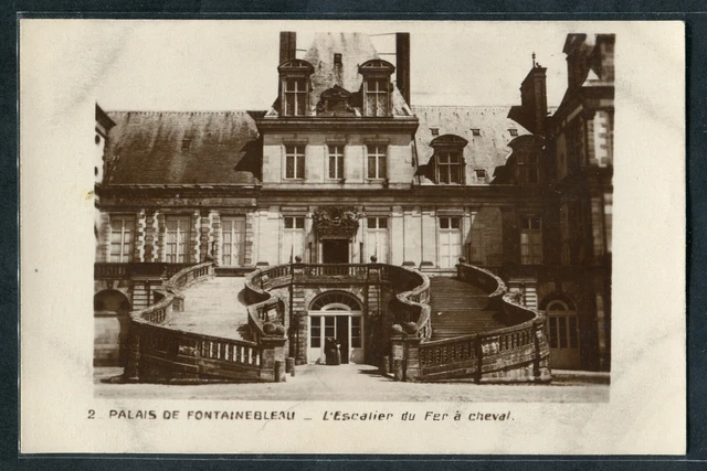 Rppc, Palais De Fontainebleau - L'escalier Du Fer A Cheval. Old Unused Postcard.