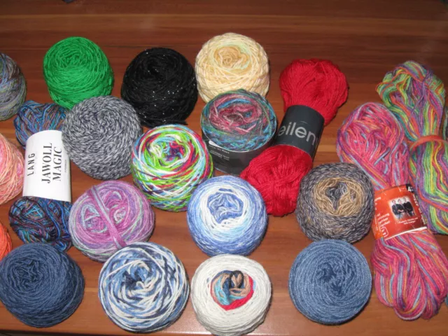 Wollpaket bunte Marken Sockenwoll-Reste 4-fach ca. 500g unverstrickt