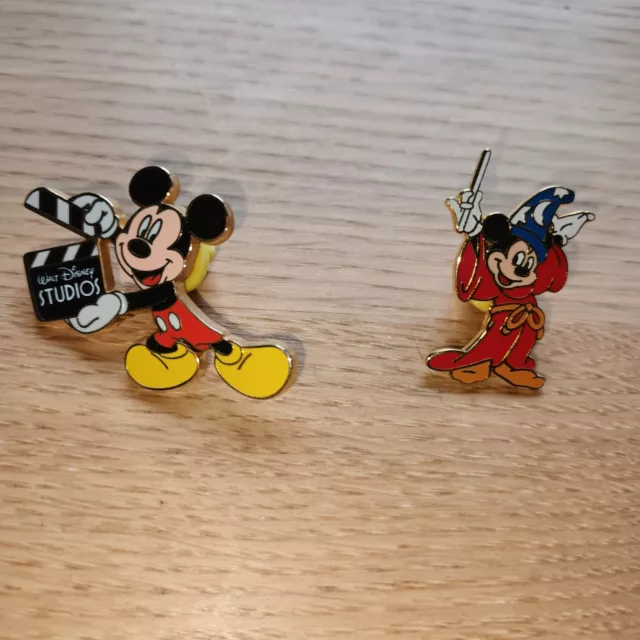 Lot de 10 pins (Mickey, Minnie, Goofy, Donald ...) 3