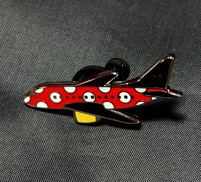 DISNEY PIN 2022 2023 Minnie Mouse AIRPLANE HIDDEN MICKEY PIN 19.99