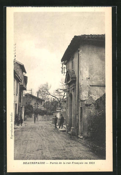 CPA Beaurepaire, Partie de la rue Francais en 1931