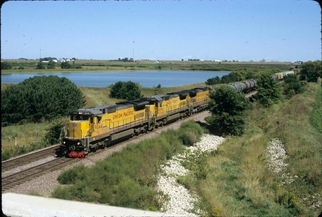 DI UP 9044 - Original Slide - Lemont, IL