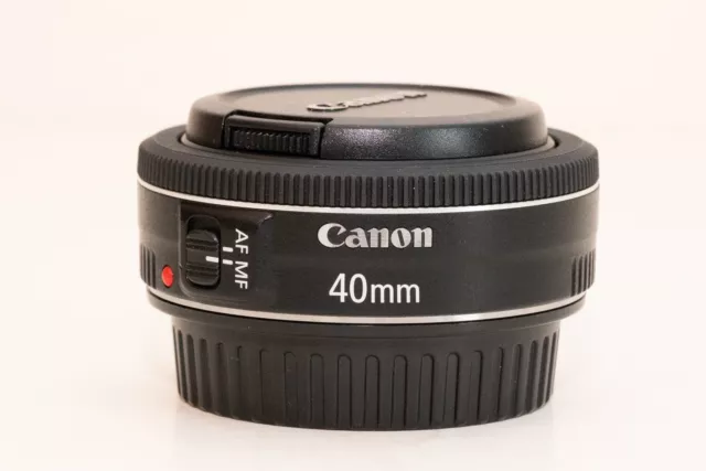Canon EF 40mm F/2,8 STM Pancake Objektiv - Schwarz