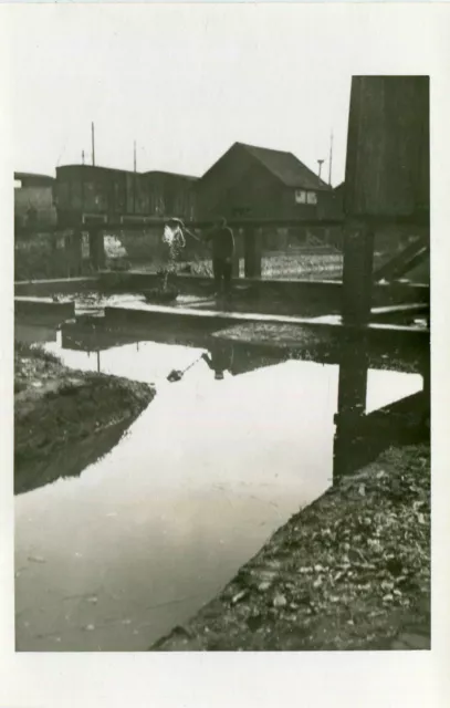 MARENNES Carte PHoto des dégorgeoirs d'Huîtres près de la Gare de départ