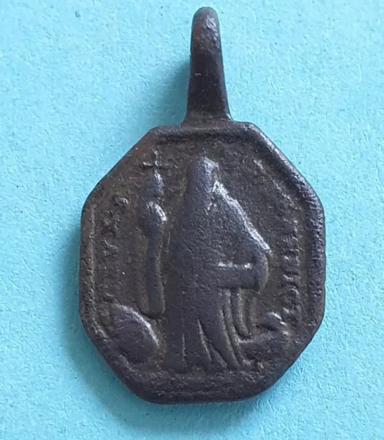 Medallon Religioso Antiguo Con Escenas Católicas A Ambos Lados XVIII-XIX d.C
