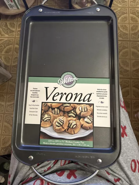 Wilton Verona Medium Cookie Pan