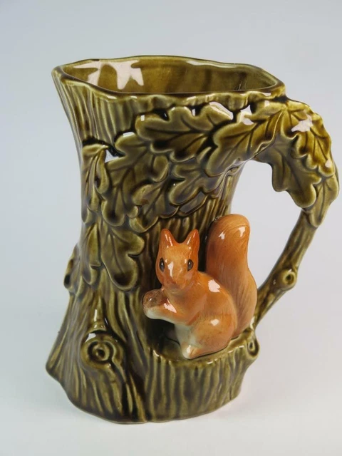 VINTAGE SYLVAC Woodland Range 4241 Squirrel in Oak Tree 1950s