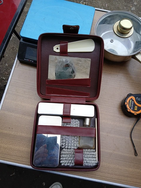 Ancien Coffret De Toilette De Voyage Vintage – Trousse Nécessaire En Simili Cuir