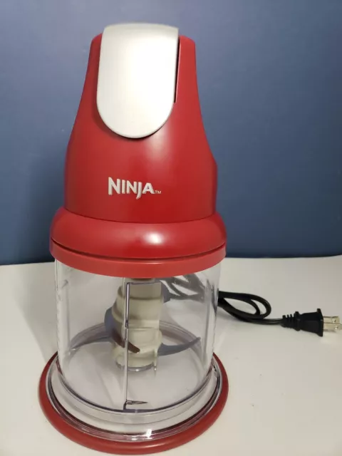 Finds for Friends $ - Ninja Food Chopper Express Chop with 200-Watt,  16-Ounce Bowl for Mincing, Chopping, Grinding, Blending and Meal Prep  🔥🔥ON SALE🔥🔥 I Love Mine!!! 😱It Makes Fluffy Snow Shaved
