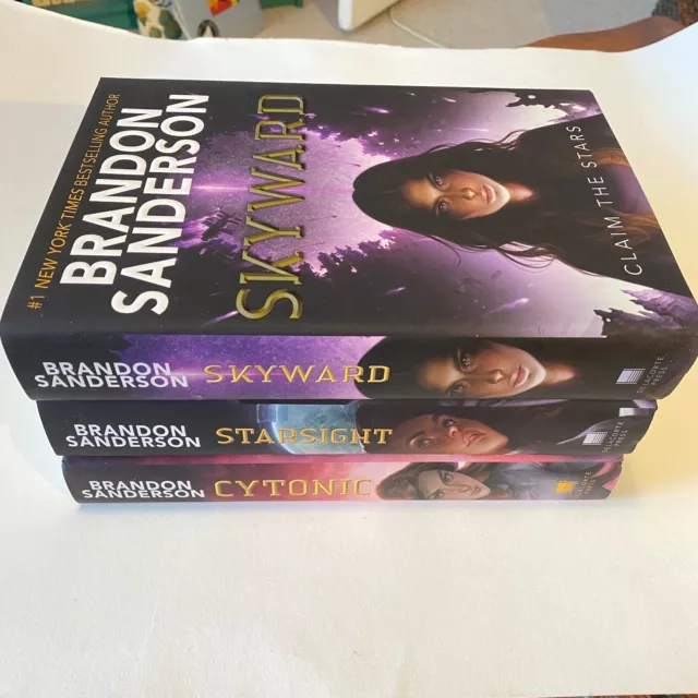 Skyward - (Skyward) by Brandon Sanderson (Hardcover)