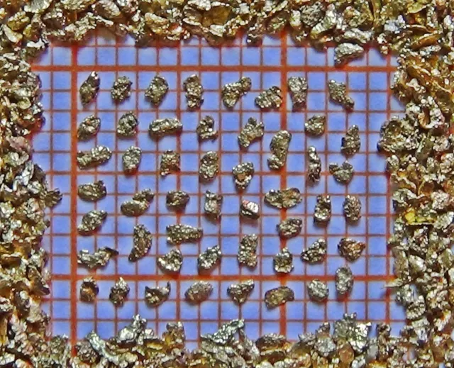 50 Goldnuggets aus Alaska (0,50 mm - Sieb)